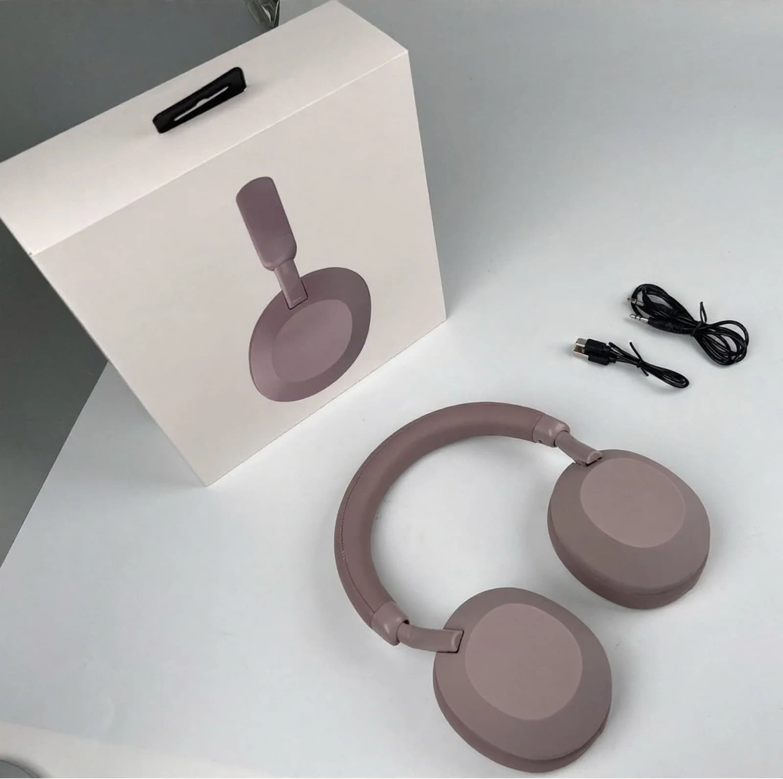 Căști wireless Bluetooth over-ear stereo cu anulare activă a zgomotului