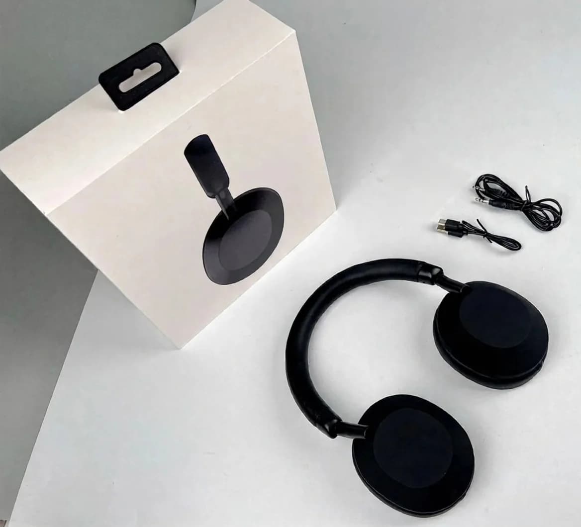Căști wireless Bluetooth over-ear cu anulare activă a zgomotului (ANC)