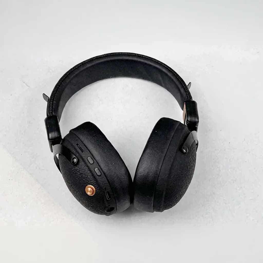 Căști wireless retro over-ear cu Bluetooth 5.4 și autonomie lungă