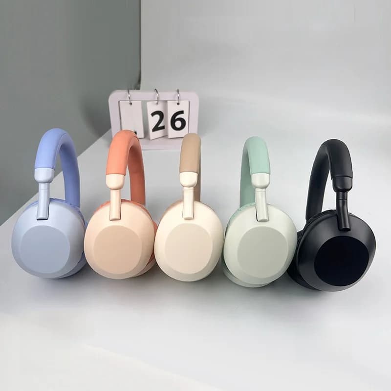 Căști wireless Bluetooth over-ear cu bass profund și microfon